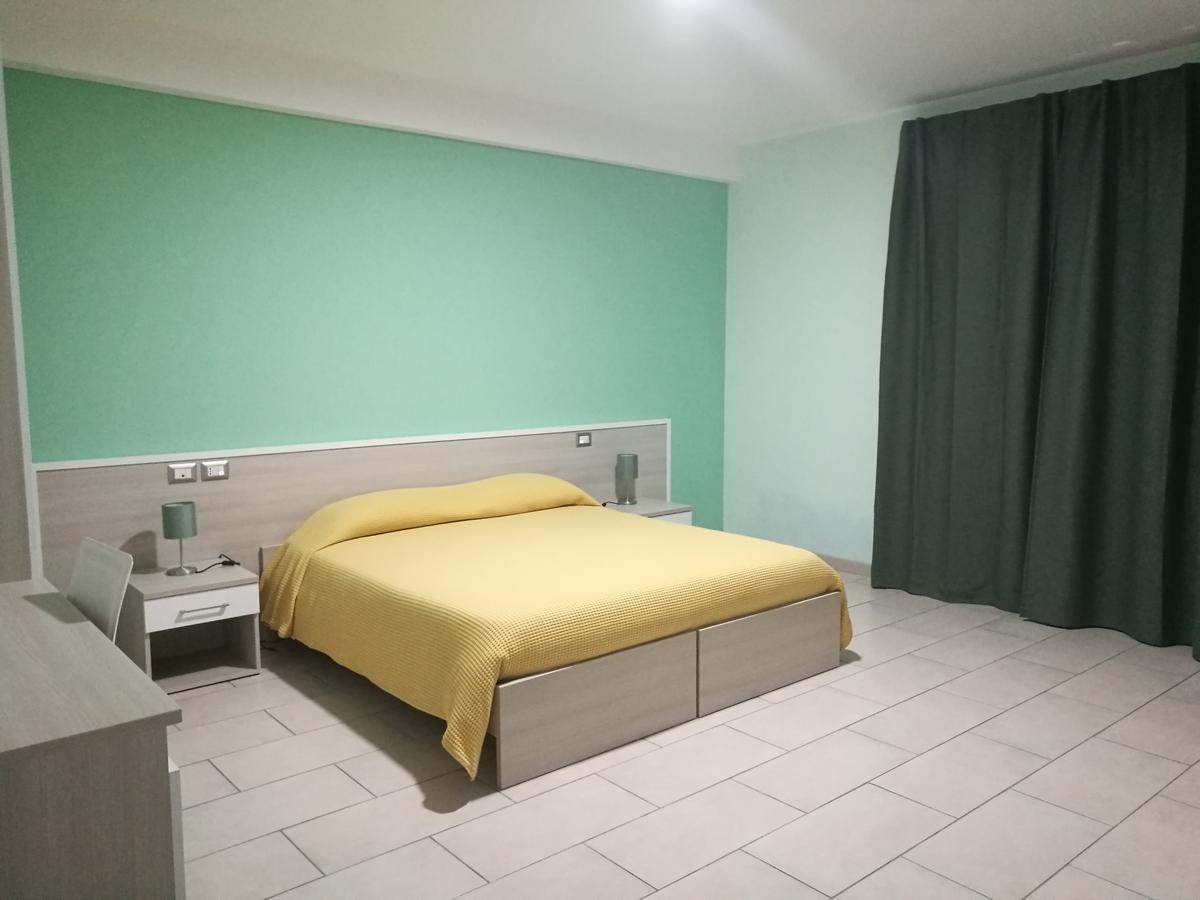 Bed and Breakfast I Colori Dell'Etna Сан-Джованни-ла- Пунт Экстерьер фото